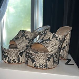 DARAH WILD SANDAL